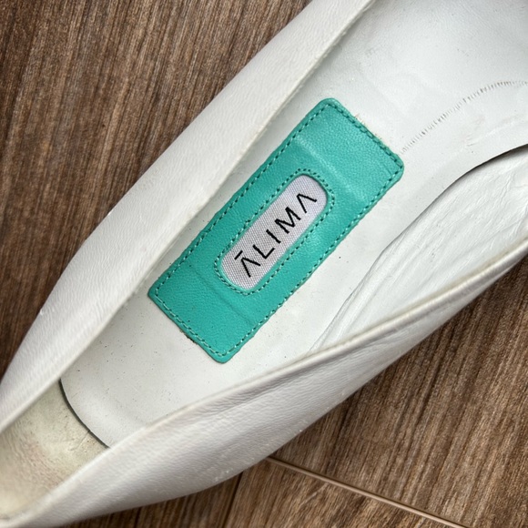 ALIMA White Rose Leather Kitten Heel Pointed Shoe Flower Statement Rosette Cute - Picture 9 of 13